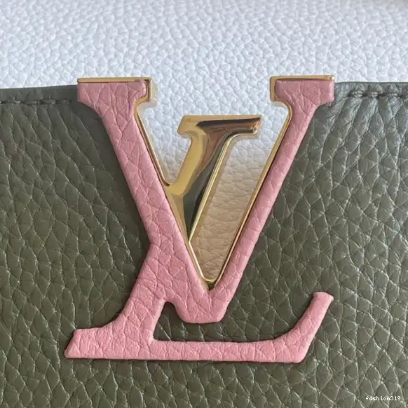 CAPUCINES VUITTON LOUIS BB 0402